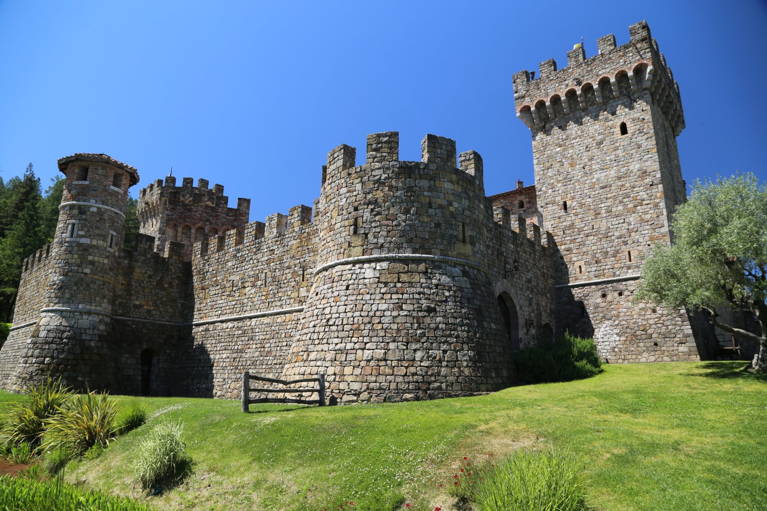 Castello di Amorosa - The Napa Wine Project
